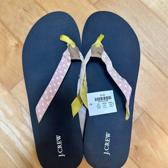 J. Crew - NWT - Cute pink flip-flops sandals size 7 - Picture 1 of 4